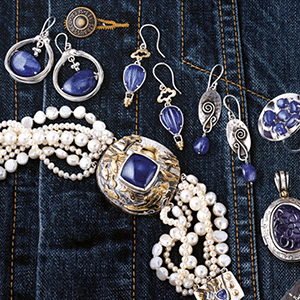 Jewellery showing off the beauty of Tanzanite | Veronica Anderson Jewellery
