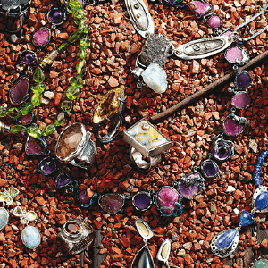 Jewellery featuring Precious metals and fine gemstones | Veroonica Anderson Jewellery