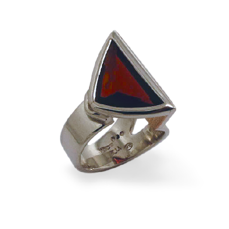 Birthstone jewellery | January Garnet ring