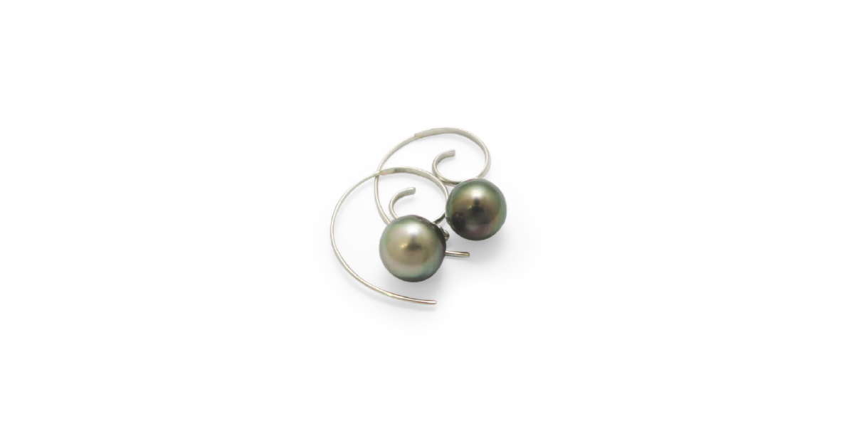 June birthstone jewellery - pearls | pearl earrings