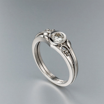 Granny's brooch turned into this beautiful engagement ring