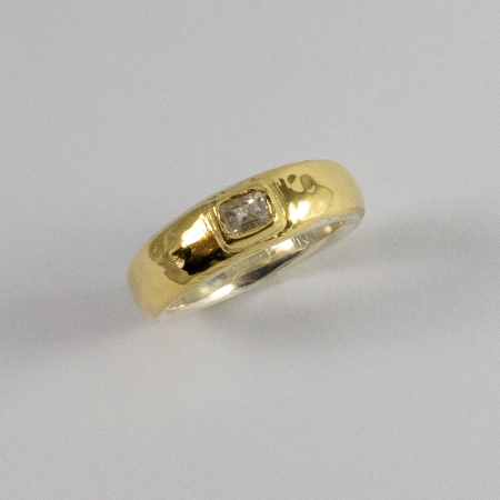 A Handmade Fused Sterling Silver and 18ct Yellow Gold Diamond RING Rectangular-cut Diamond.