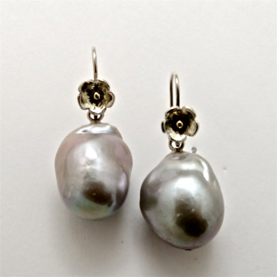 Handmade Sterling Silver and 18ct Yellow Gold DAISY DROP EARRINGS with XL Grey Baroque Freshwater Pearls