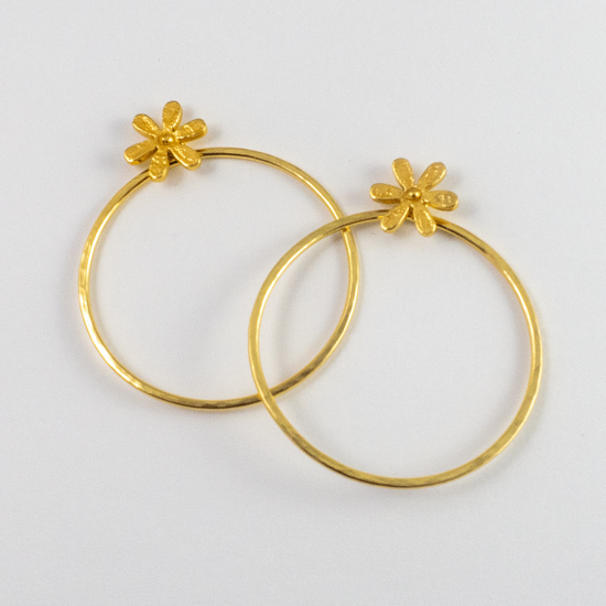 A Pair of Handmade Sterling Silver and Baked Gold Resin "Daisy" HOOP EARRINGS.