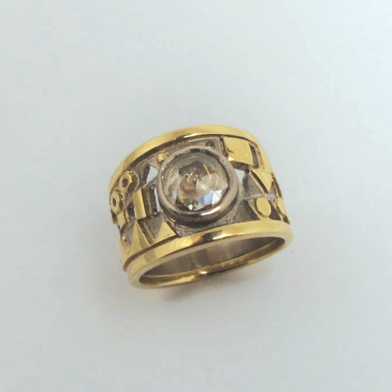  A Handmade 18ct White and Yellow Gold RING set with a Vintage Rose-cut Diamond.