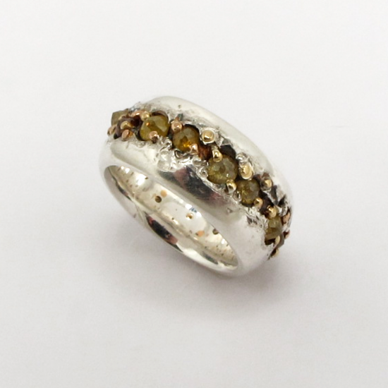 A Handmade Sterling Silver, 18ct Yellow Gold RING set with Yellow and Brown Rose-cut Diamonds.