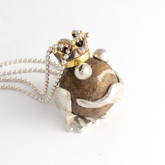 A Handmade Sterling Silver, 18ct Yellow Gold and Pebble "FROG PRINCE" PENDANT on Silver Chain. 